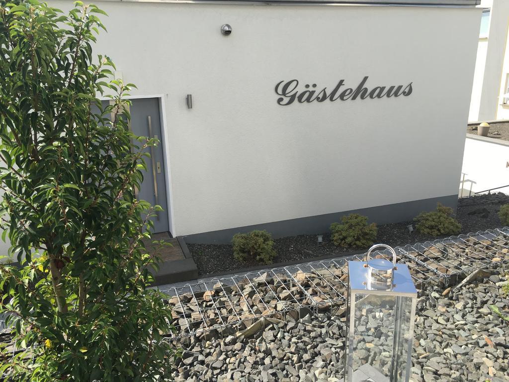 Wohnraum Hotel & Gaestehaus Gusterath Exterior photo